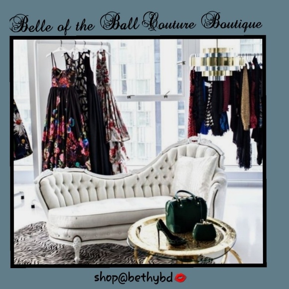 Wildfox Jewelry - Welcome to Belle of the Ball "like" to bookmark my Boutique 💃